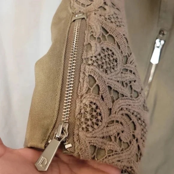 Dawn Levy Lia Lace Sleeve Hooded Utility Jacket - Picture 6 of 16